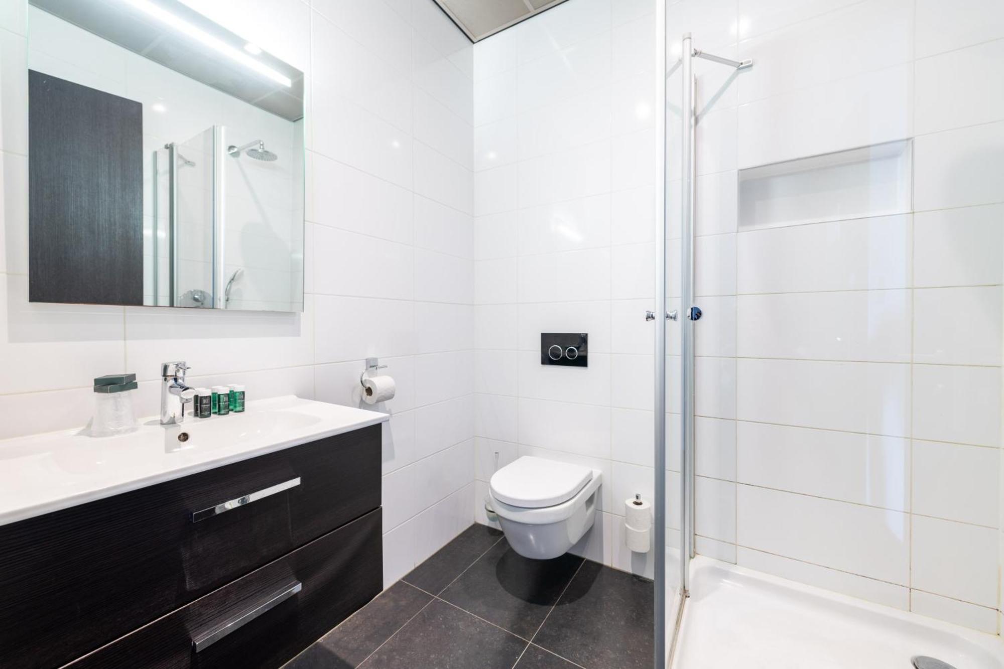 Bas World Hotel Veghel Exterior photo